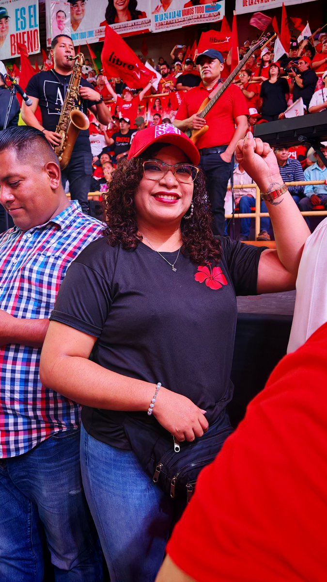 🌺Conie Suárez 🌺 tweet media