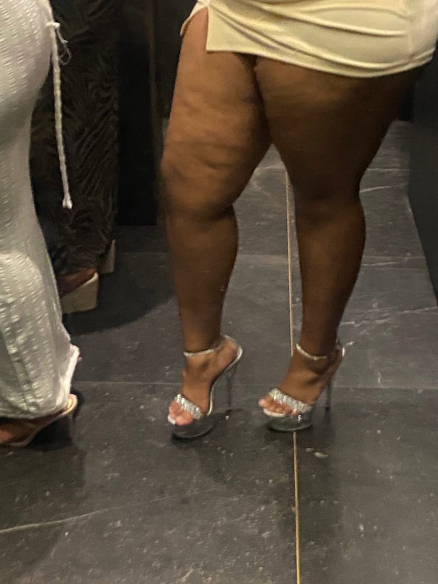 MsKnowItAllSA's tweet image. Even women with good intentions also want money. Send us money guys, don’t take it all to your hoes.