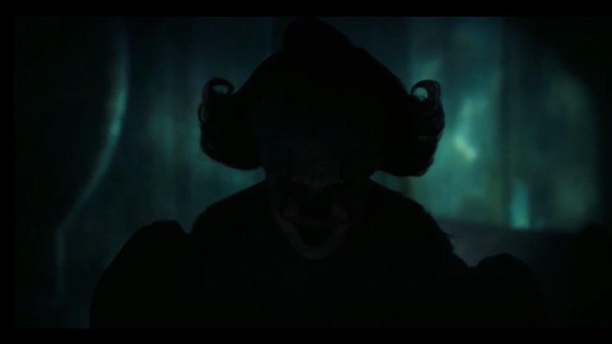 Me emocioné con el capítulo de hoy de #WelcomeToDerry cuando salió el Pennywise como si nunca lo hubiera visto. 😭♥️ es que verdaderamente es cine. 🚬