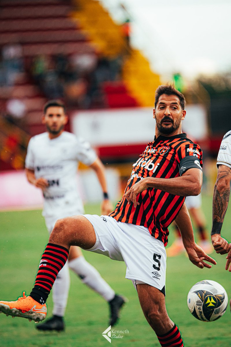 Kenneth Salas tweet media