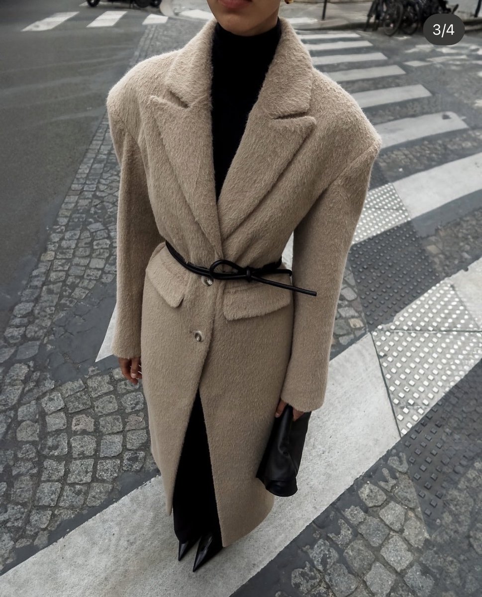 日本ではまだ買えないLAMARQUEっていう🇨🇦ブランドのお洋服注文してみた！どんなかな❤︎