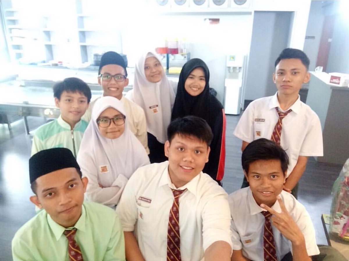 yeahyy__'s tweet image. Tengah stalk ig, trjumpa gambar lama.