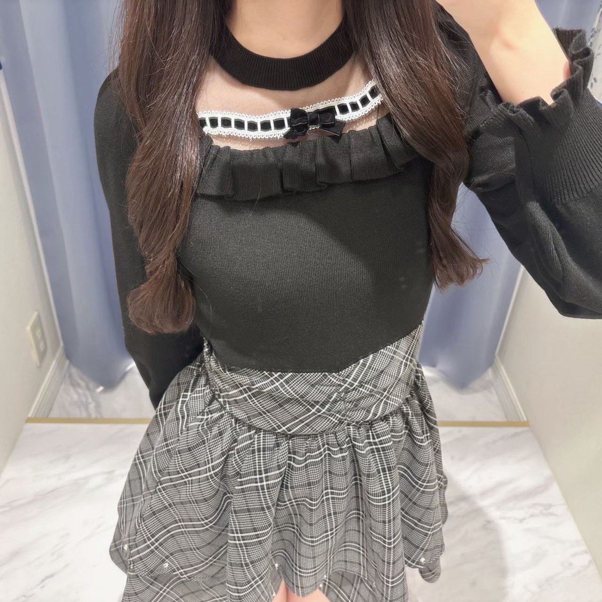 evelyn渋谷店⁡ #シアーフリルリボンニットColor:OW / PI / WN / BK