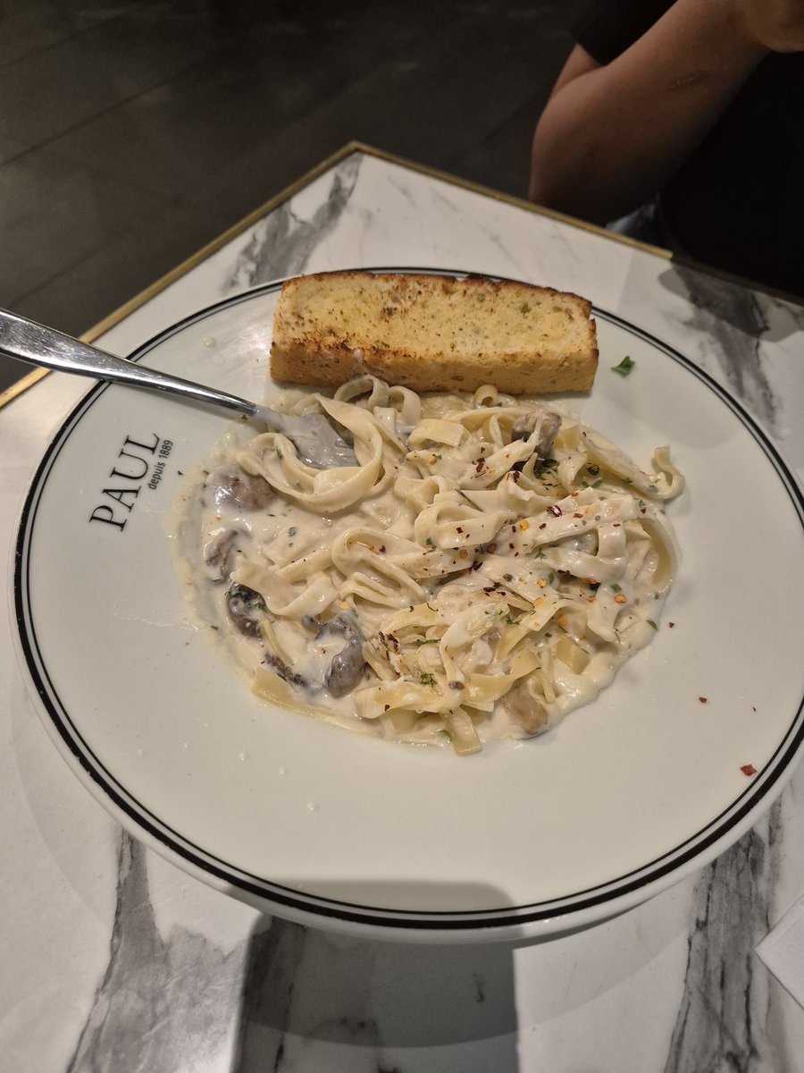 swishtee's tweet image. life outside twitter: part 5