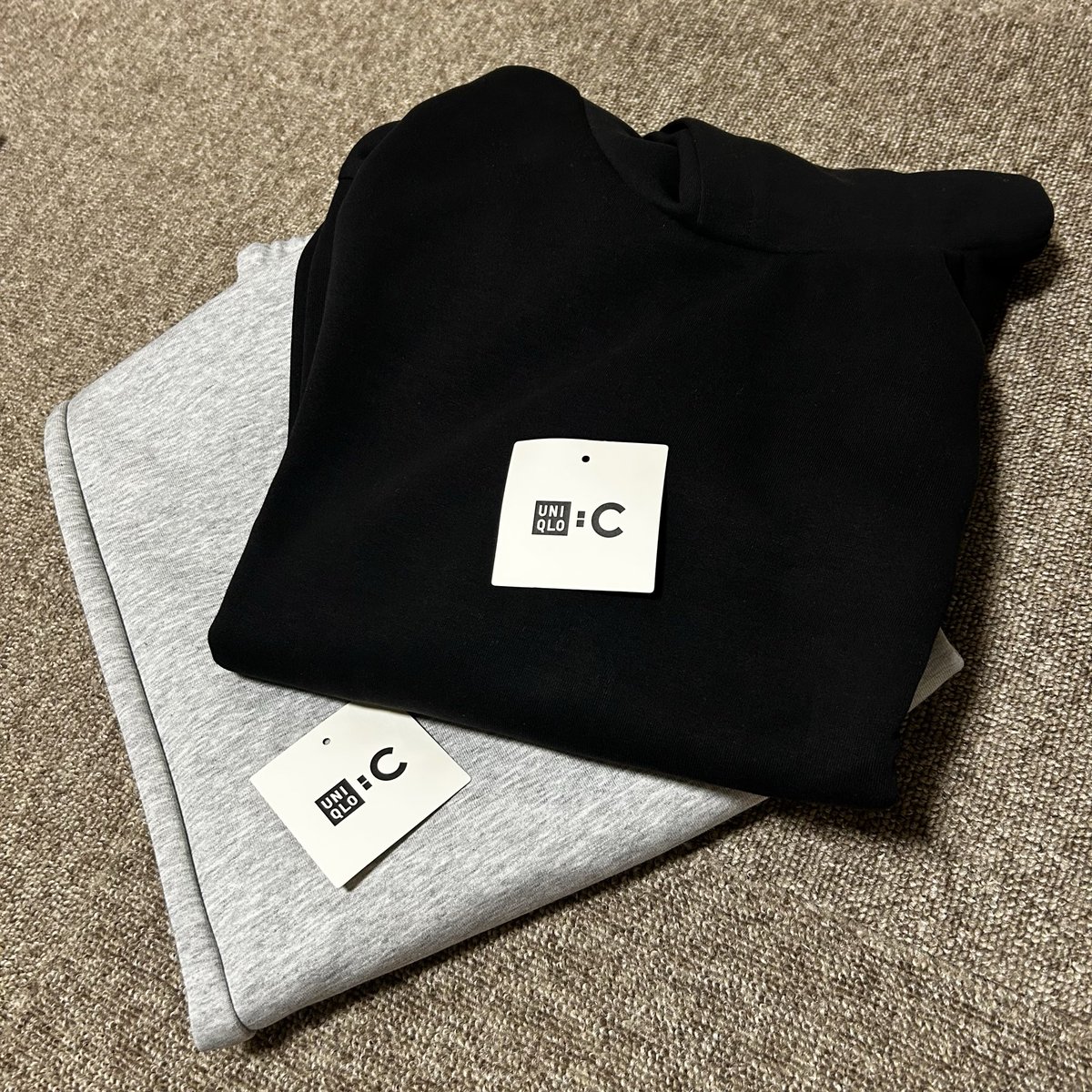 A24079922's tweet photo. UNIQLO:🤫 https://t.co/3wNqtKcGcr
