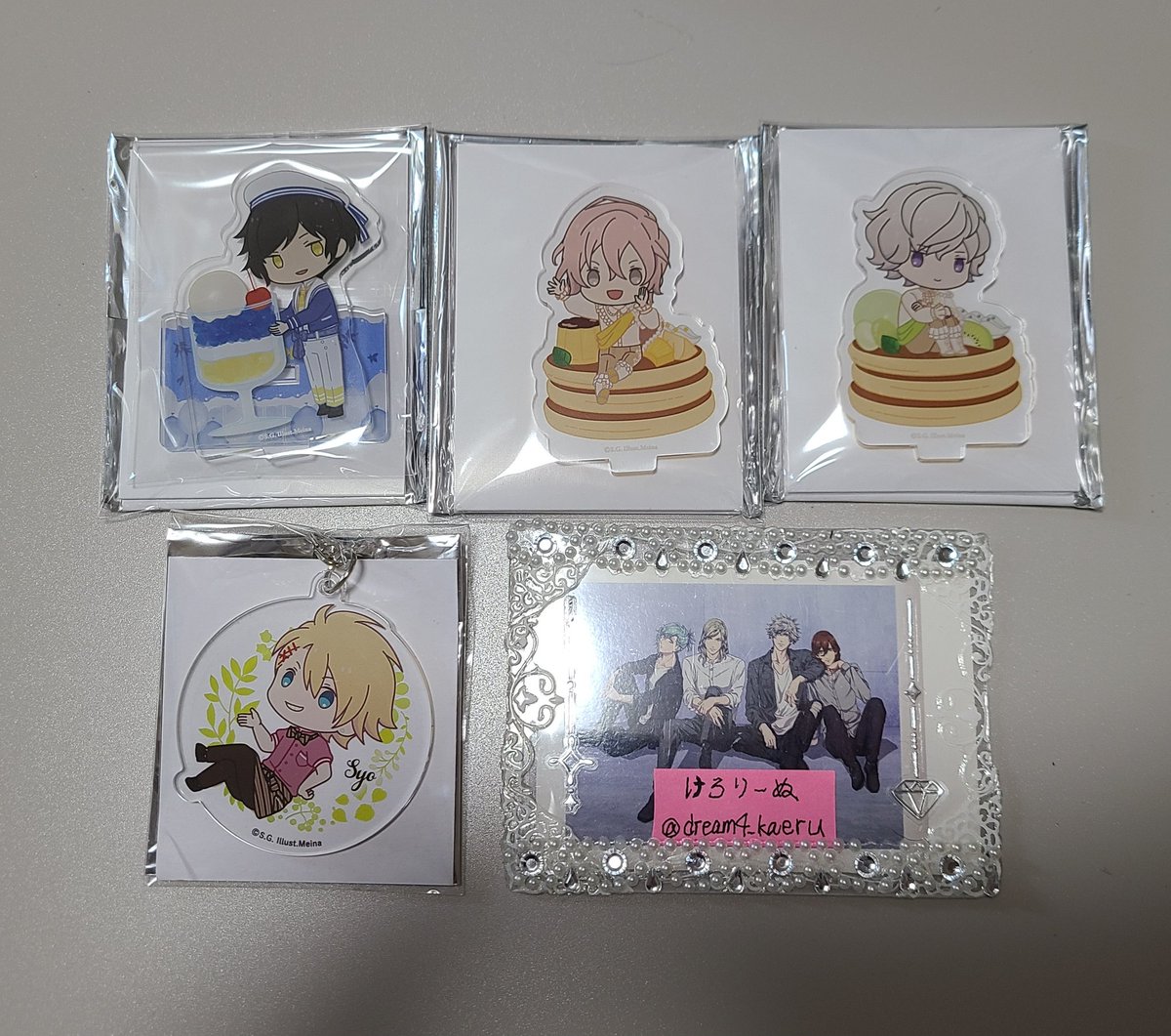 【譲渡(お譲り)】うたプリ　スイパラ　バースデー　ミニアクリルスタンド　ミニアクスタ　アクリルキーホルダー　　アクキー

譲:翔、綺羅、ナギ、シオン

求:定価(+送料)

つくば近辺手渡しか郵送希望です。
1点からでも構いません。
検索からでもお気軽にお声掛け下さい。