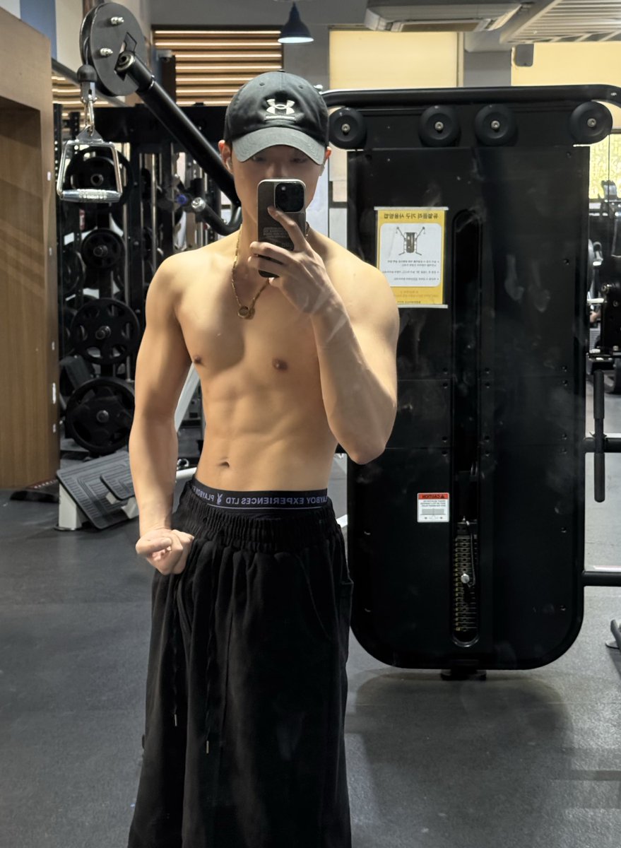 옆구리는 애교로 봐줘