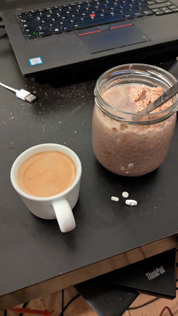 rubberduckweb's tweet image. Frühstück