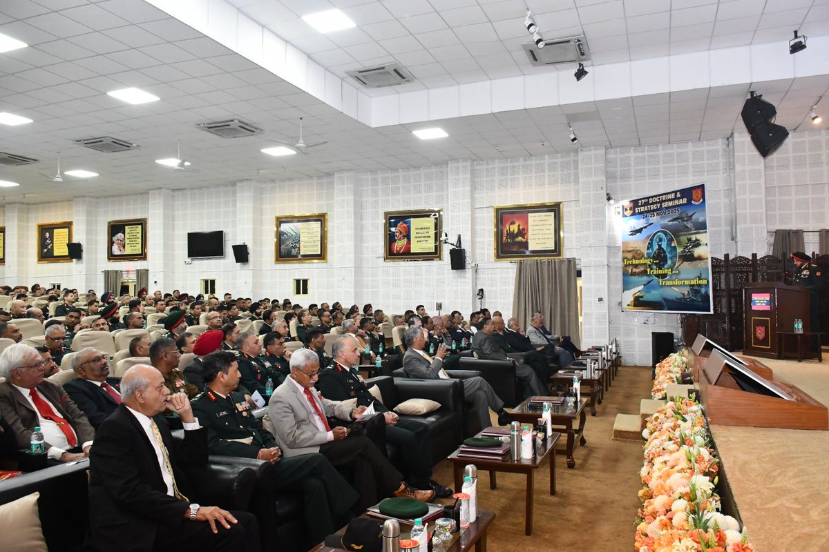 ia_awc's tweet image. Doctrine &amp;amp; Strategy Seminar-2025! Lt Gen HS Sahi, Commandant #AWC, sets the tone,focusing on &apos;Fighting Wars of the Future&apos;. Roadmap-2035, to bolster #IndianArmy capabilities, takes centre stage #DSS2025 #FutureWarfare #MilitaryLeadership @adgpi @artrac_ia ⁦@SpokespersonMoD⁩