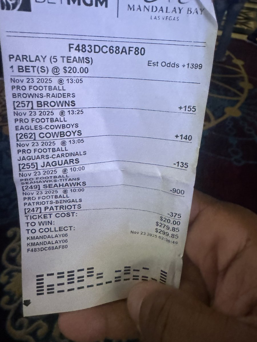 RonMortonJr's tweet photo. Great day. Browns won small parlay hit, we taking these wins into the holiday. 😊 https://t.co/s3xWxKWYYu