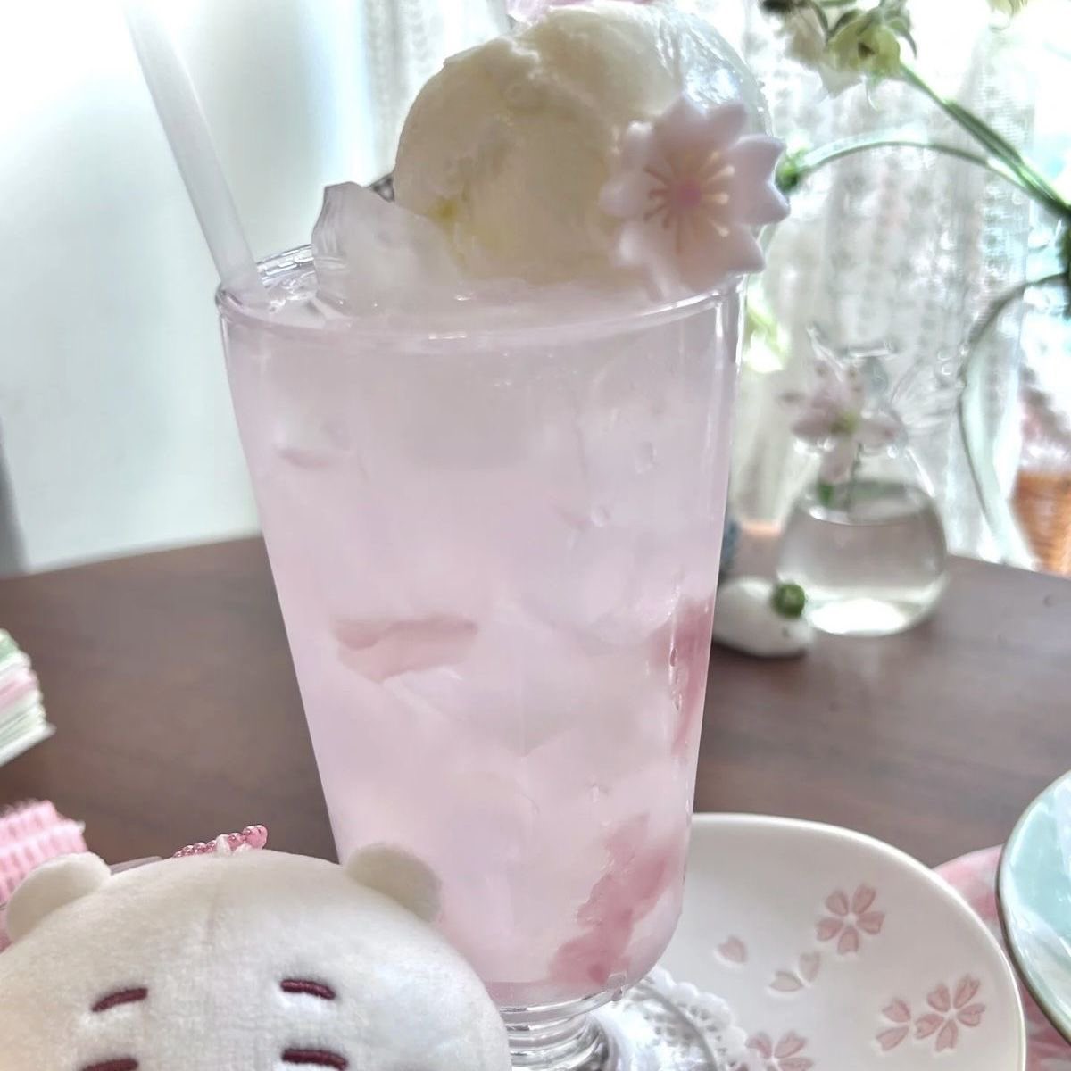 this looks like the prettiest drink ever omg