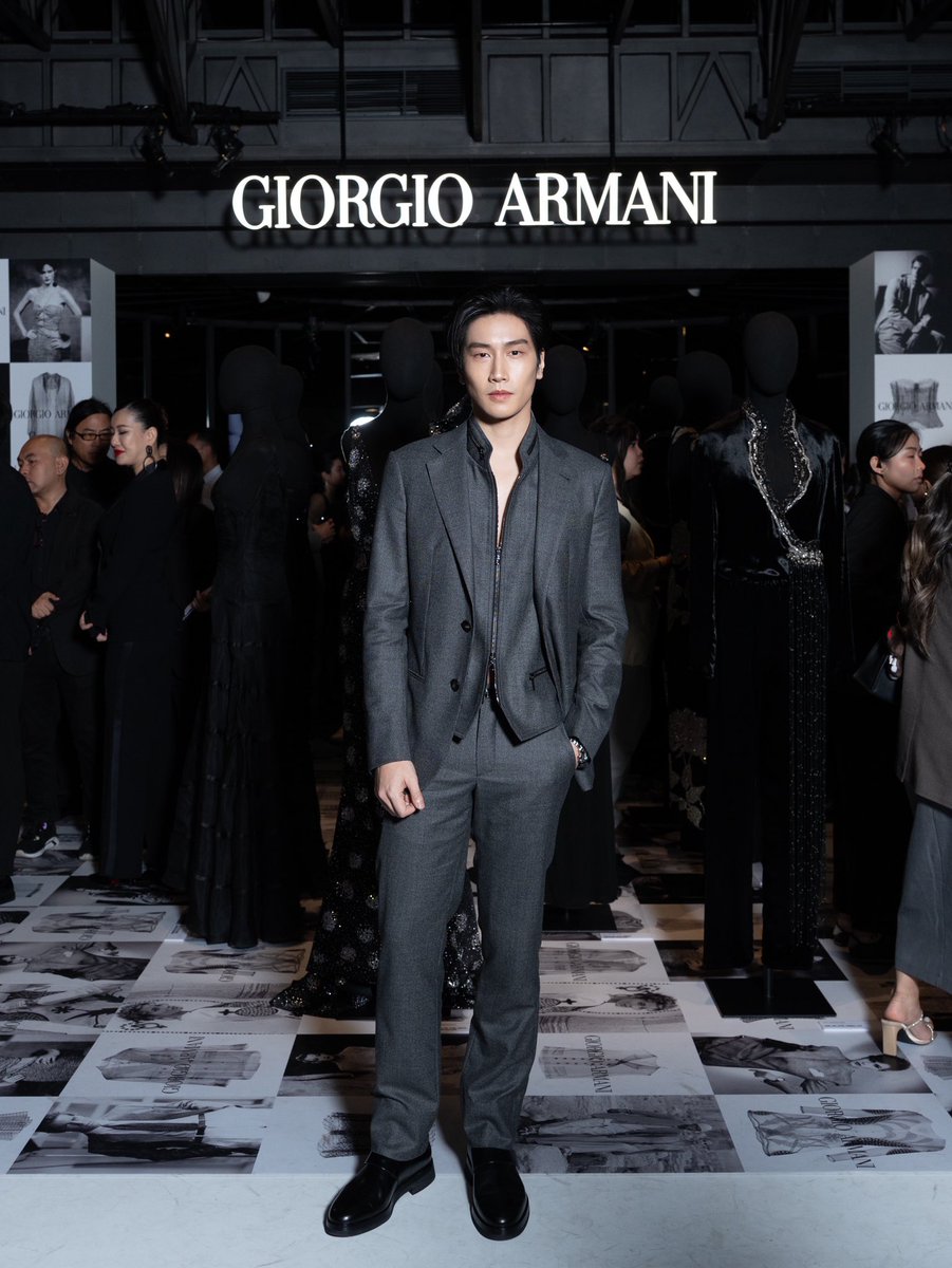 Numro_thailand's tweet photo. ✨ ส่องลุค #BibleWichapas ในงาน Giorgio Armani เฉลิมฉลองการเปิดตัวบูติกแห่งใหม่ ผ่านนิทรรศการ ARMANI/Archivio ที่จัดขึ้นเมื่อวันที่ 20 พฤศจิกายน ณ The Glass House ปาร์คนายเลิศ

ภายในนิทรรศการจัดแสดงลุคสุดเอ็กซ์คลูซีฟจาก ARMANI/Archivio และ Privé กว่า 30 ชุด

#GiorgioArmani https://t.co/JI8WuYeUOh