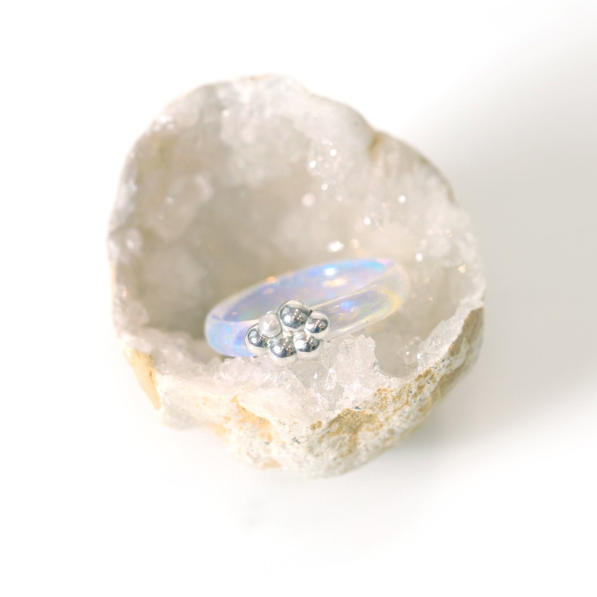 #RT이벤트 #RT

🎄소원을 담은 크리스마스 오너먼트 주얼리🎄
텀블벅 오픈을 기념해 이벤트 진행합니다. RT+팔로우 해주신 한분을 추첨해 핑크 벨 목걸이를 보내드립니다✨️🎁

아래 링크에서 오픈런 신청 가능합니다 : )
tumblbug.com/ornament-nviete