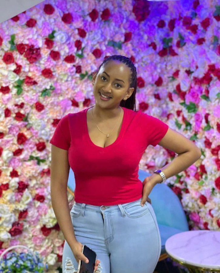 __Dimah__'s tweet image. I need a poor boyfriend any One?💔