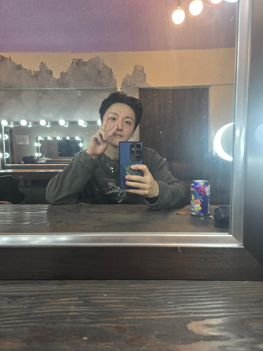 SF9official's tweet photo. 5K🙂👌

https://t.co/N3o4IDzxYC

#SF9 #YOUNGBIN