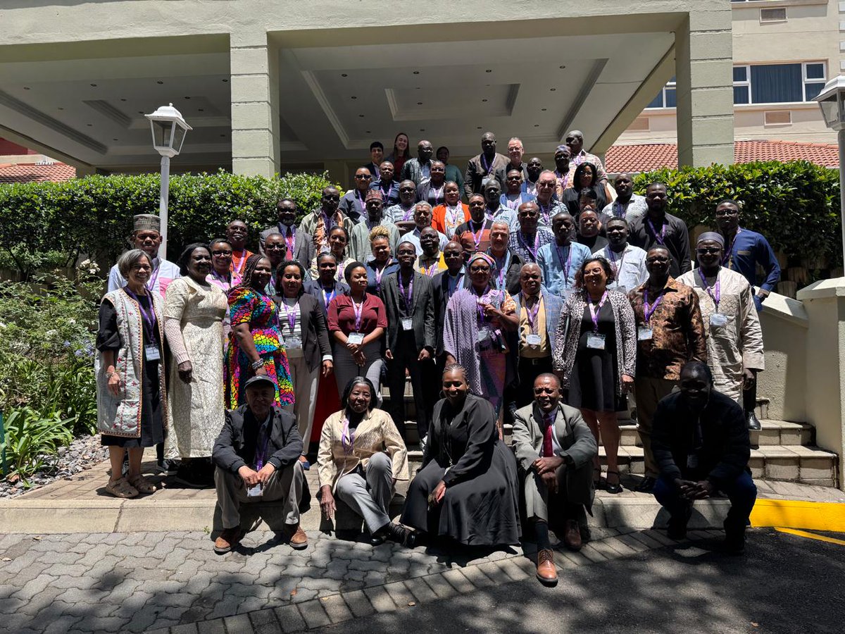 DevelopmentAf's tweet image. AFDC meeting in #Johannesburg , #SouthAfrica was a resounding success! Impactful engagements with civil society from across the continent, plus media discussions on AI, education. Exciting partnerships with major international agencies are on the horizon in the coming weeks!