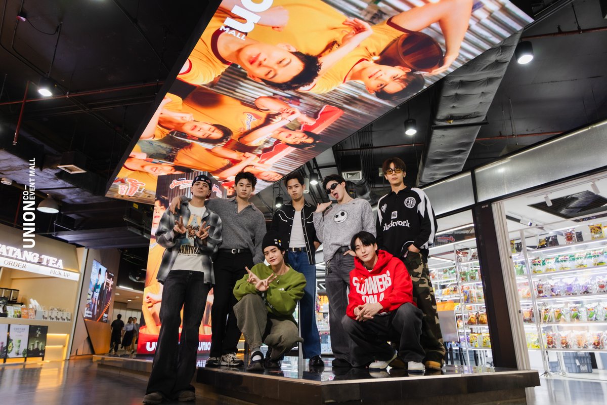 coeventspace's tweet image. หวั่นไหวหมดแล้ว🌶️💥
SOMTAM (ส้มตำ) - #ATLAS_th ขึ้นจอ LED ที่ยูเนี่ยน มอลล์ ขนความแซ่บ เผ็ชมาเกินต้าน บอกเลยว่าเป็นโปรเจกต์ที่ต้องมาตาม

📸 facebook.com/share/p/1Jg6jm…
🗓️ TODAY - 27 NOV 25

#UnionMallxXOXOentertainment #ATLAS_SOMTAM
#ยูเนี่ยนมอลล์ #UnionMall #UnionCoEventMall