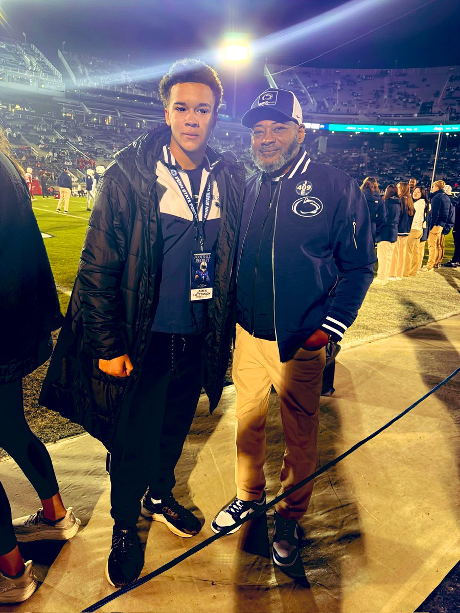 JamesPattersonW's tweet photo. Thank you 🙏🏽 @CoachCBW &amp; @CoachTerryPSU for inviting us to watch @PennStateFball kick butt vs Nebraska- can’t wait to be back … We Are…. Great first recruit visit @dustin_shoaf @SHSFootball4U @TheCoachZell @JacksonMickens @MakelDarnell @Averyon_Darnell https://t.co/lC5SsQnSMg