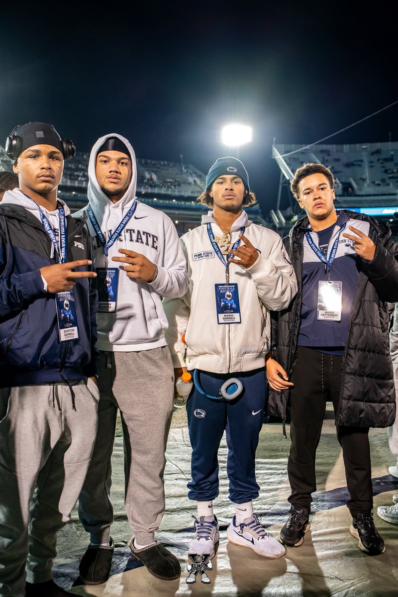 JamesPattersonW's tweet photo. Thank you 🙏🏽 @CoachCBW &amp; @CoachTerryPSU for inviting us to watch @PennStateFball kick butt vs Nebraska- can’t wait to be back … We Are…. Great first recruit visit @dustin_shoaf @SHSFootball4U @TheCoachZell @JacksonMickens @MakelDarnell @Averyon_Darnell https://t.co/lC5SsQnSMg