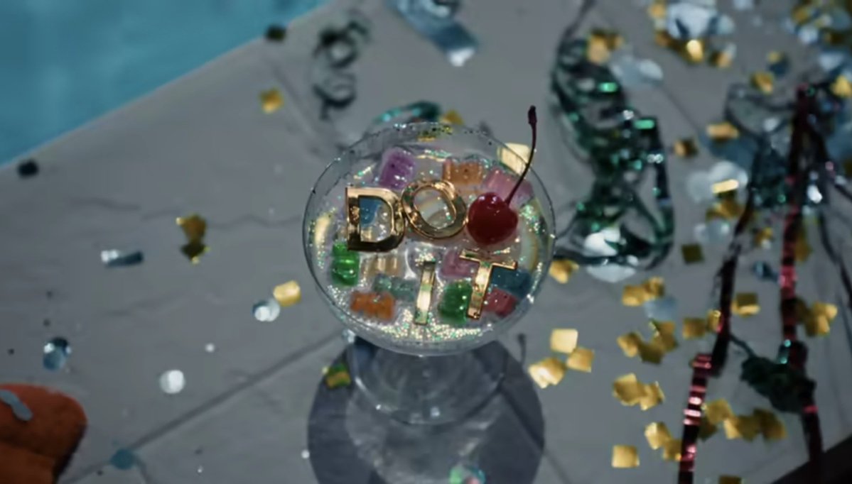 StrayKidsArgFC's tweet image. 🎉TRENDING PARTY🎊

Usemos los tags para el lanzamiento del MV de Do It (Overdrive) 🍾

🎧 Y recuerden que a las 2 am es la compra en iTunes de los remixes 

DO IT OVERDRIVE MV OUT NOW
#StrayKids_Do_It_Remixes
#Do_It_OverdriveVersion
@Stray_Kids #StrayKids