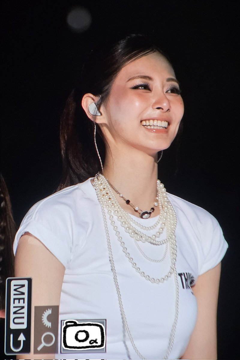 jitzuer's tweet image. PROTECT THAT SMILE