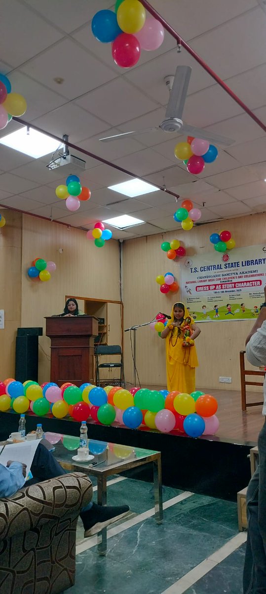 gmhs42's tweet photo. 19/11/2025
Congratulations to Kritika for winning 3rd Prize  in the Dress Up &amp; Speak as a Story Character competition at TS Central State Library, Sec-17! 
She impressed everyone with her graceful performance as Meera Bai. 
@SchoolEduChd 
@chandigarh_admn 
@DselEduMinistry https://t.co/UM6vIzFPHr
