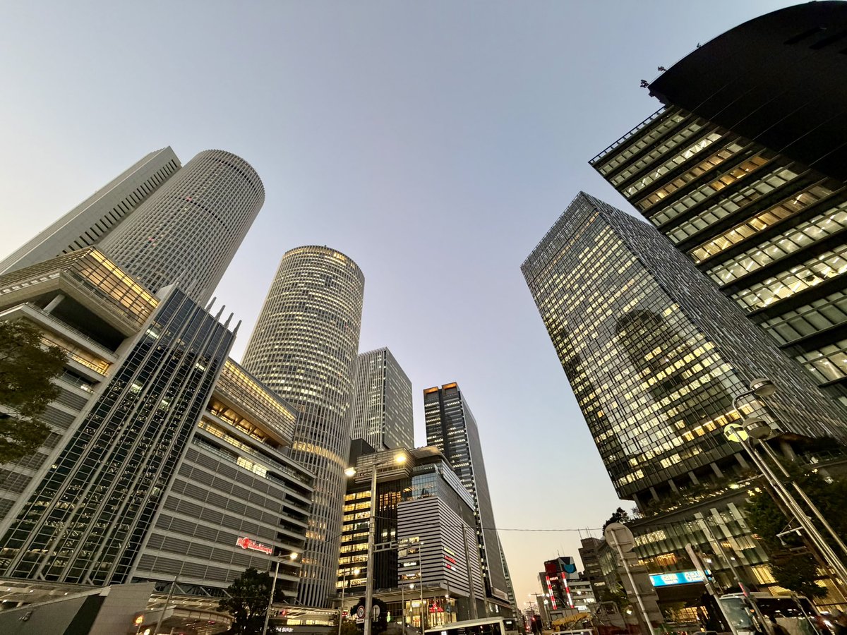 mako_acm's tweet image. 週末に久々の名古屋ぶらりΣ【◎】ω￣*)ﾊﾟｼｬｯ
たまに行くと懐かしく感じるよ(￣▽￣)
#名古屋