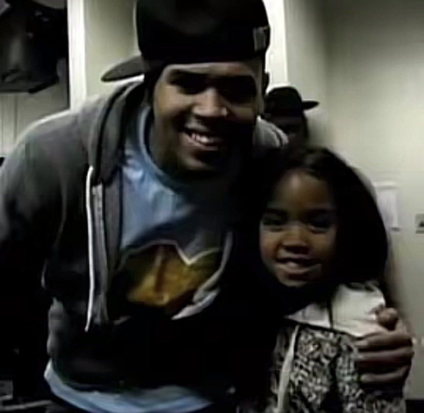 breezysmuse's tweet image. You’d never guess who this adorable little girl with Chris Brown grew up to be 🥹