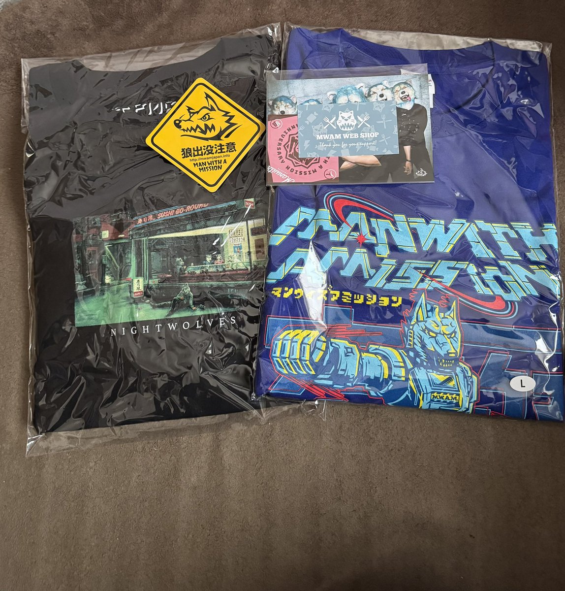 nakasyun922's tweet image. そんなこんなでロンTとシャツとステッカー届きやした！
今回のデザイン、ガチでさい&amp;amp;こう過ぎる。めちゃくちゃ可愛い🐺🐺🐺🐺🐺

#MANWITHAMISSION 
#MWAM 
#マンウィズ