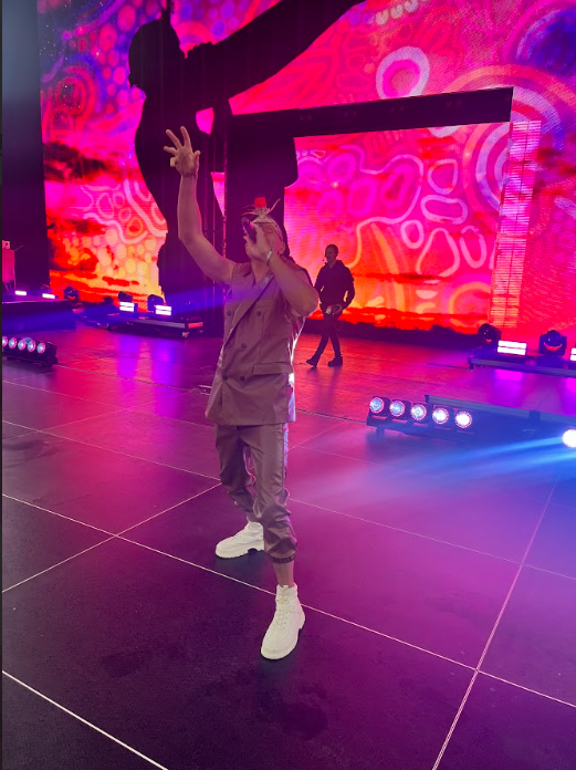 MitchTambo tweet media