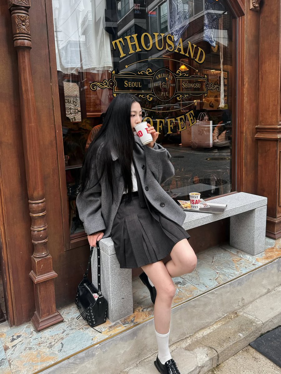 nocturnalure's tweet image. ㅤ

Instagram • now
New content from Ralaiya.

𝒓𝒂𝒓𝒂𝒚𝒂𝒔𝒚𝒊𝒍𝒂ㅤThere’s something about today’s brunch… maybe Lokal Basic knows why.

tagged 𝐥𝐨𝐤𝐚𝐥𝐛𝐚𝐬𝐢𝐜.𝐢𝐝

ㅤ