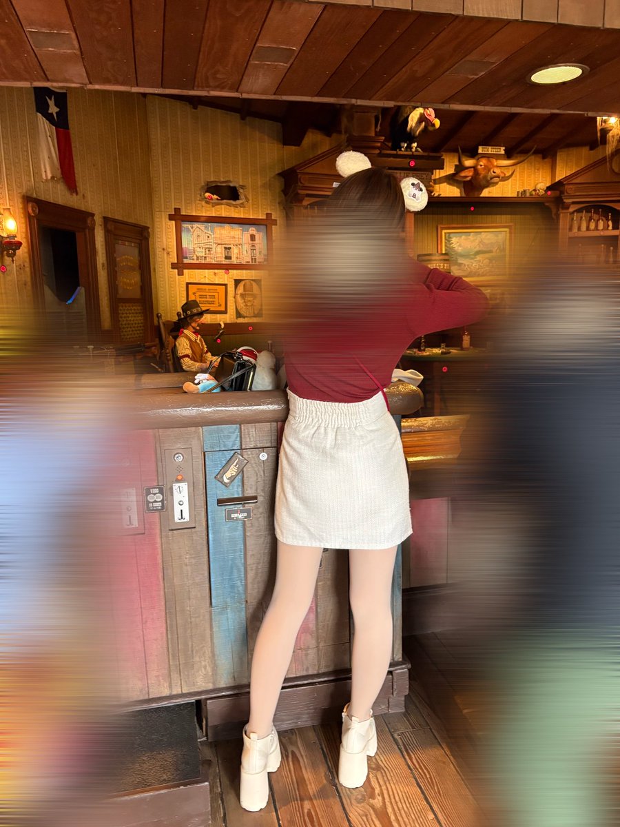 D90013290's tweet photo. 5年経つとカチューシャを外さなくなる
(髪がボサボサなのでぼかし処理失礼) https://t.co/ZxnuGzOXUJ