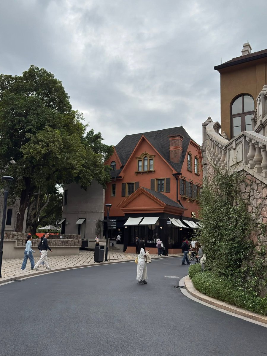 yoothachart's tweet image. 