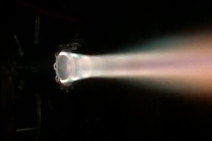 RDE開発が次の段階に
作動時間の長秒化（冷却機能付加）へ
３Dプリンティングに拠り内部流路を生成、再生冷却機構を有したエンジンコアを製作
Cold試験を経て、着火テストまで成功
(動画) tinyurl.com/2xtfd6v5