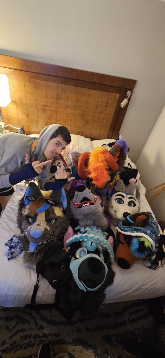 Your average room at a Furry Con filled with nothing but alcohol, degenerates, Fursuits, vapes, and gay puppies like me!😂👍🏻 

What more could you ask for?😚 

Oh the things we do for Cons…😅 

Ft. <a href="/SnooferX3/">Alphie 😵💫🔜 Megaplex</a> , <a href="/DoggoBeat/">BeatTheDoggo🐶🔜TFF</a> <a href="/TheCoralReef_/">Coral</a> , <a href="/DobieWuffs/">Smol Tall-Eared</a> , Luka , idk the other