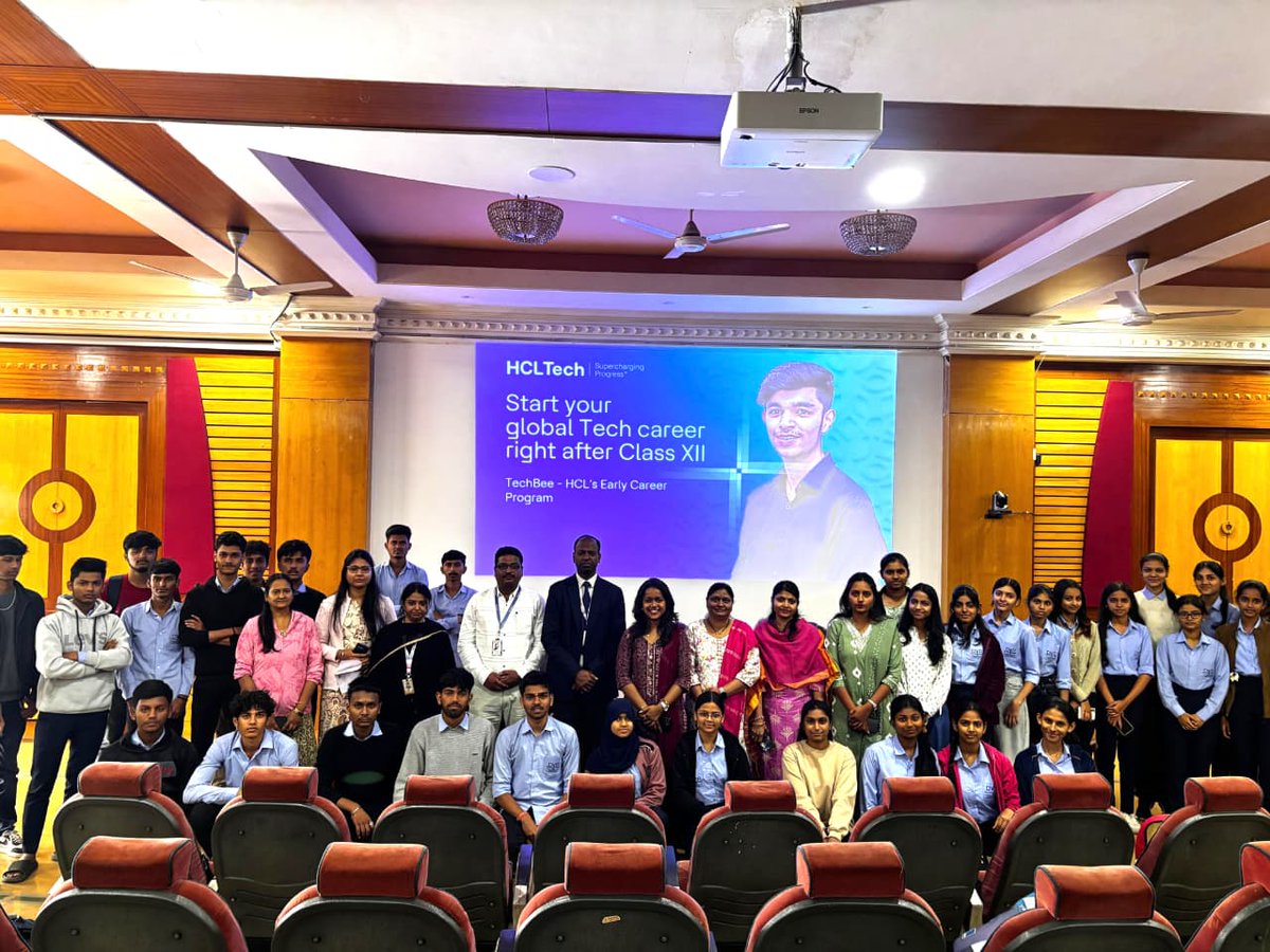 DypacsJ's tweet image. Empowering students for future opportunities!
HCL Counselling Session &amp;amp; Entrance Exam successfully conducted .
Proud to guide our learners toward a brighter career path.
#DYPJuniorCollege #DYPACS #HCLTechBee #StudentSuccess #CareerOpportunities #FutureReady #CampusDrive