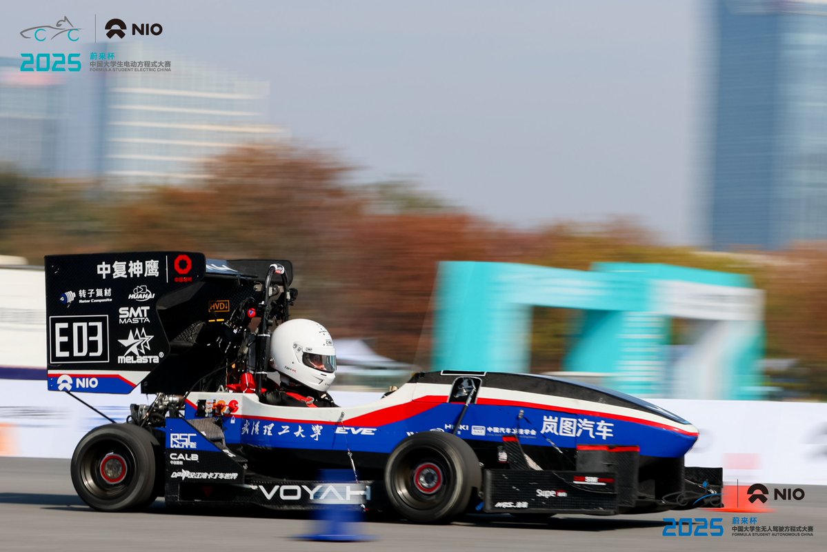 liuxiyuan2005's tweet image. It&apos;s a pity that I still didn&apos;t drive the car back in the endurance test. 
Hope WUTE will be better next year.

#formulastudent #formulastudentchina #fsae #formulasae #formulastudentelectric #sae