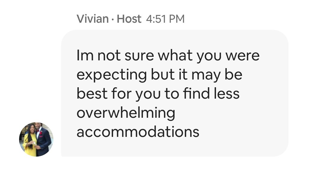 ElviraGPA's tweet photo. Your agents have been promising me full refunds, solutions, and when it comes down to finding place to stay they've said I'm SOL because this means she's "ready to host?" In what language is she ready to host me???? https://t.co/3PX1p10zag