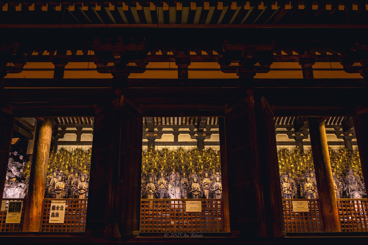 man_tac's tweet image. 京都三十三間堂・夜間特別拝観✨🤗
2025.11.22撮影

#京都よきかな 
Leica SL2-S x SIGMA 28-105mm F2.8 DG DN | Art, 70-200mm F2.8 DG DN OS | Sports