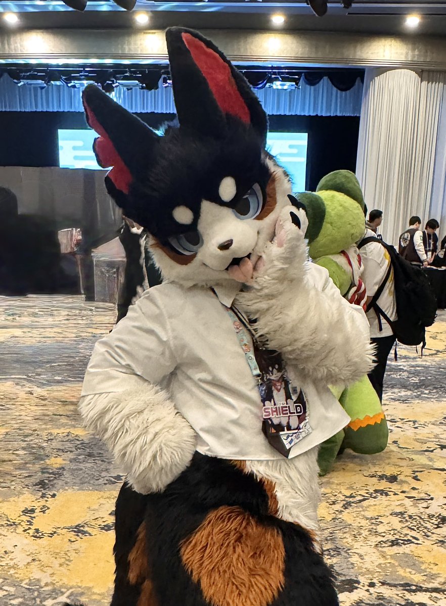 lagoon_fur's tweet image. 퍼클 조각집 🥰
#FURSTCLASS  #fursuit