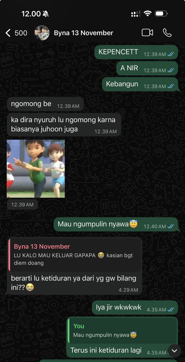 loafssooya's tweet image. Ketiduran di space anjir😭