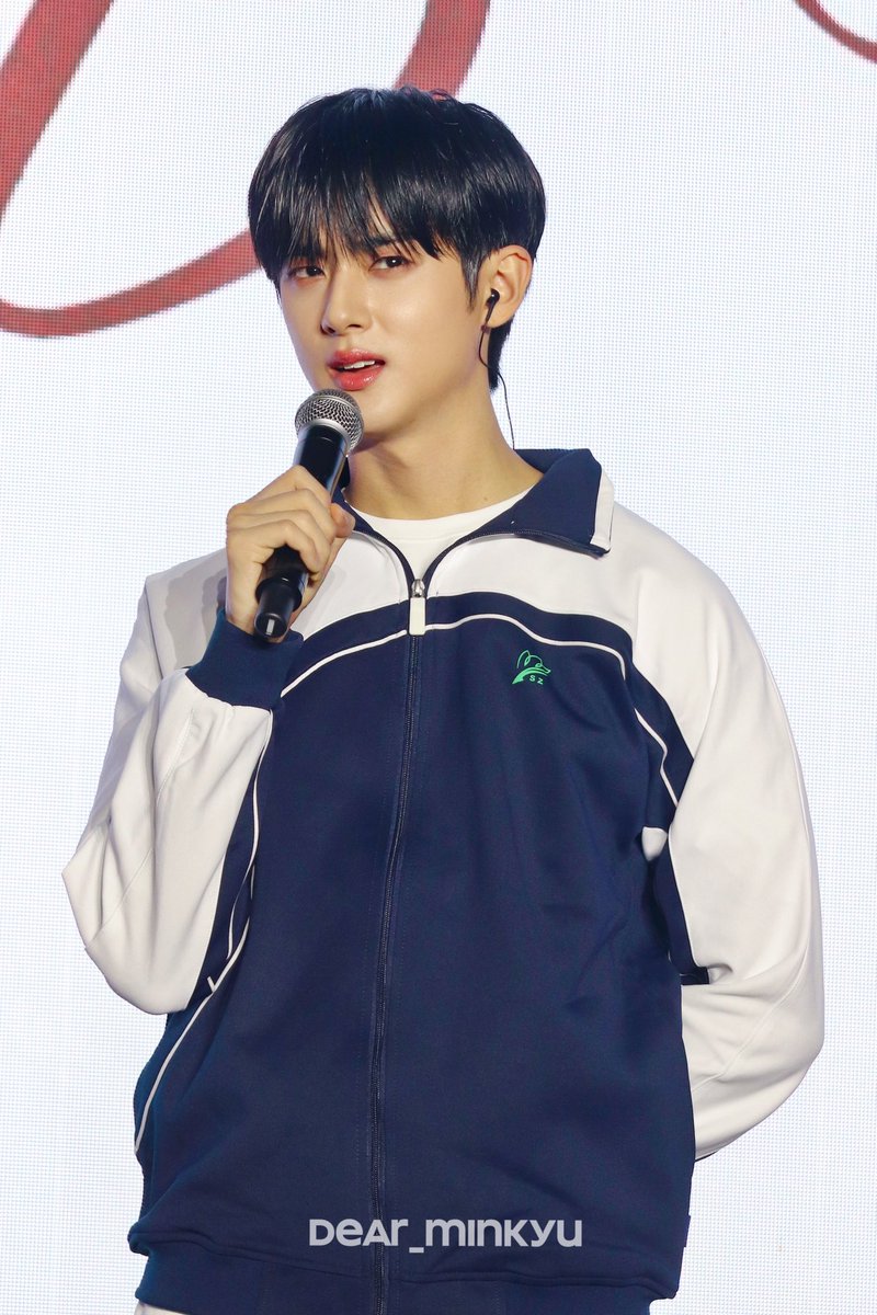 DEAR_MINKYU312's tweet photo. 251123
< ๐๐ ๐
๐๐ซ๐ฆ๐๐ฌ ๐ข๐ง ๐๐๐๐๐๐๐๐ >
#๊น๋ฏผ๊ท #KIMMINKYU #25Frames https://t.co/rKy4zTBH63