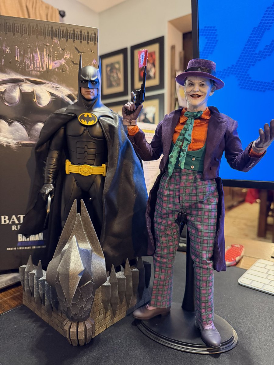 Bravo <a href="/hottoysofficial/">Hot Toys</a>