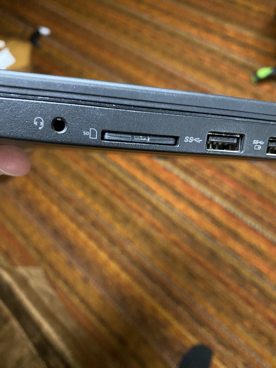 Yo <a href="/analogue/">Analogue</a> I think the SD card you provided with the 4K N64 might be a little small for some computers