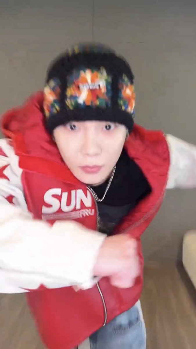 딩 tweet media
