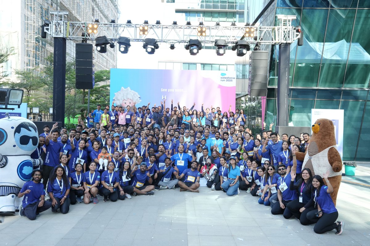 Salesforce Careers tweet media