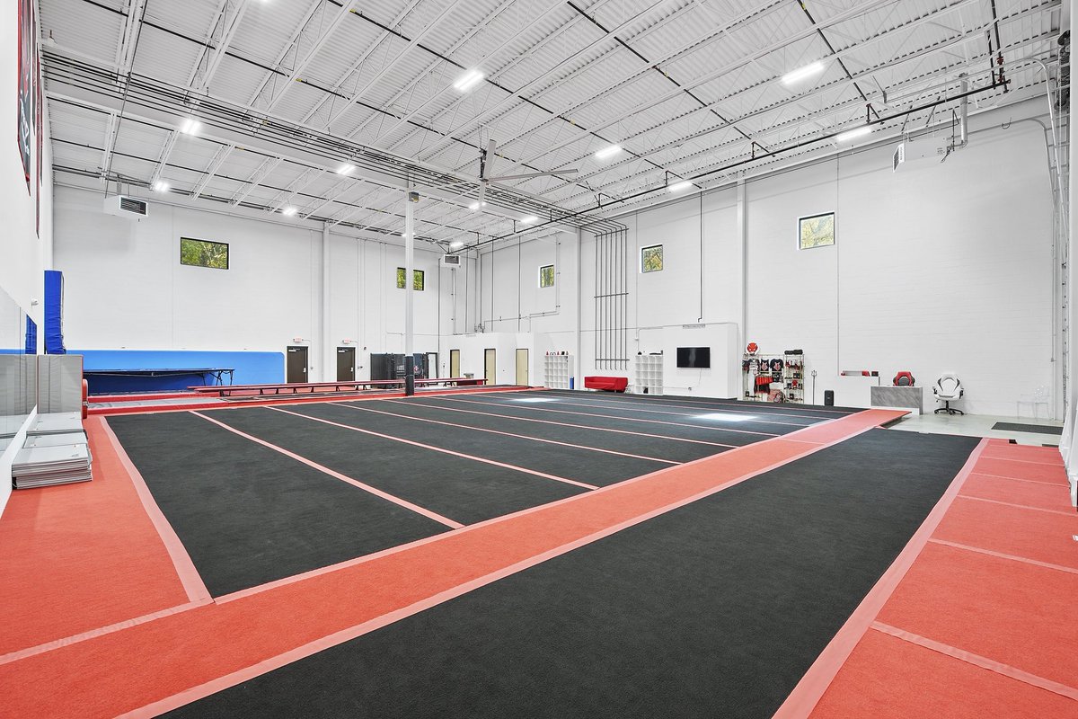 DevilsCheerNJ's tweet image. Jersey Devils All-Star Cheerleading celebrated their grand opening, and we’re thrilled to have them in town.
Wishing them amazing seasons ahead full of teamwork, spirit, and success! 

Thank you Montville Township chamber of commerce for this wonderful welcome into the community