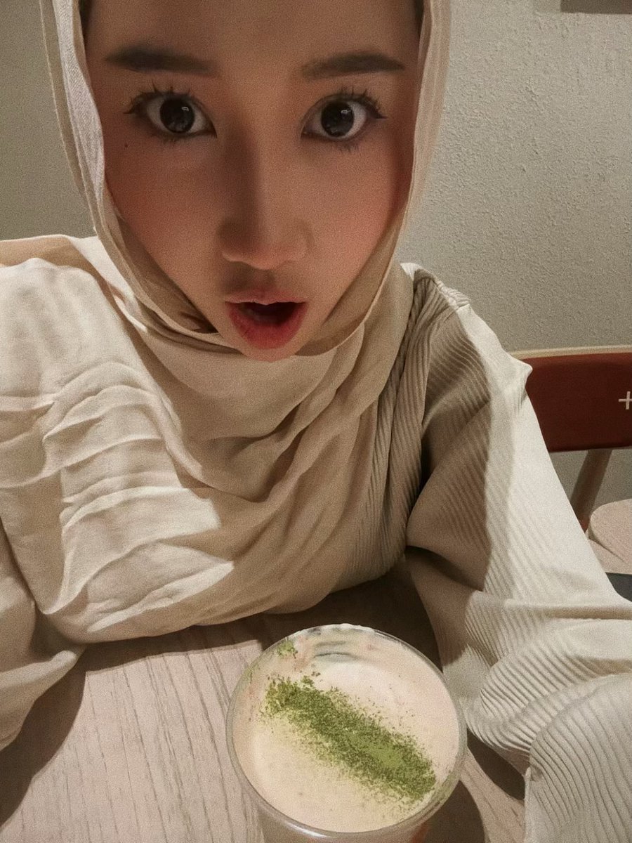 heramalea's tweet photo. my green potion 🍵 https://t.co/vpfLnZAvA7