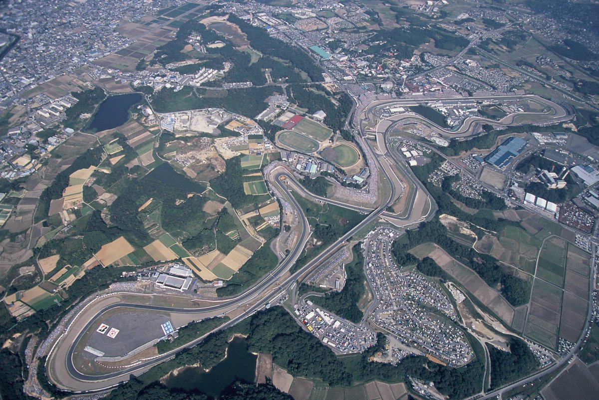 suzuka_event's tweet image. #進化の日

空撮画像の詰め合わせをどうぞ。