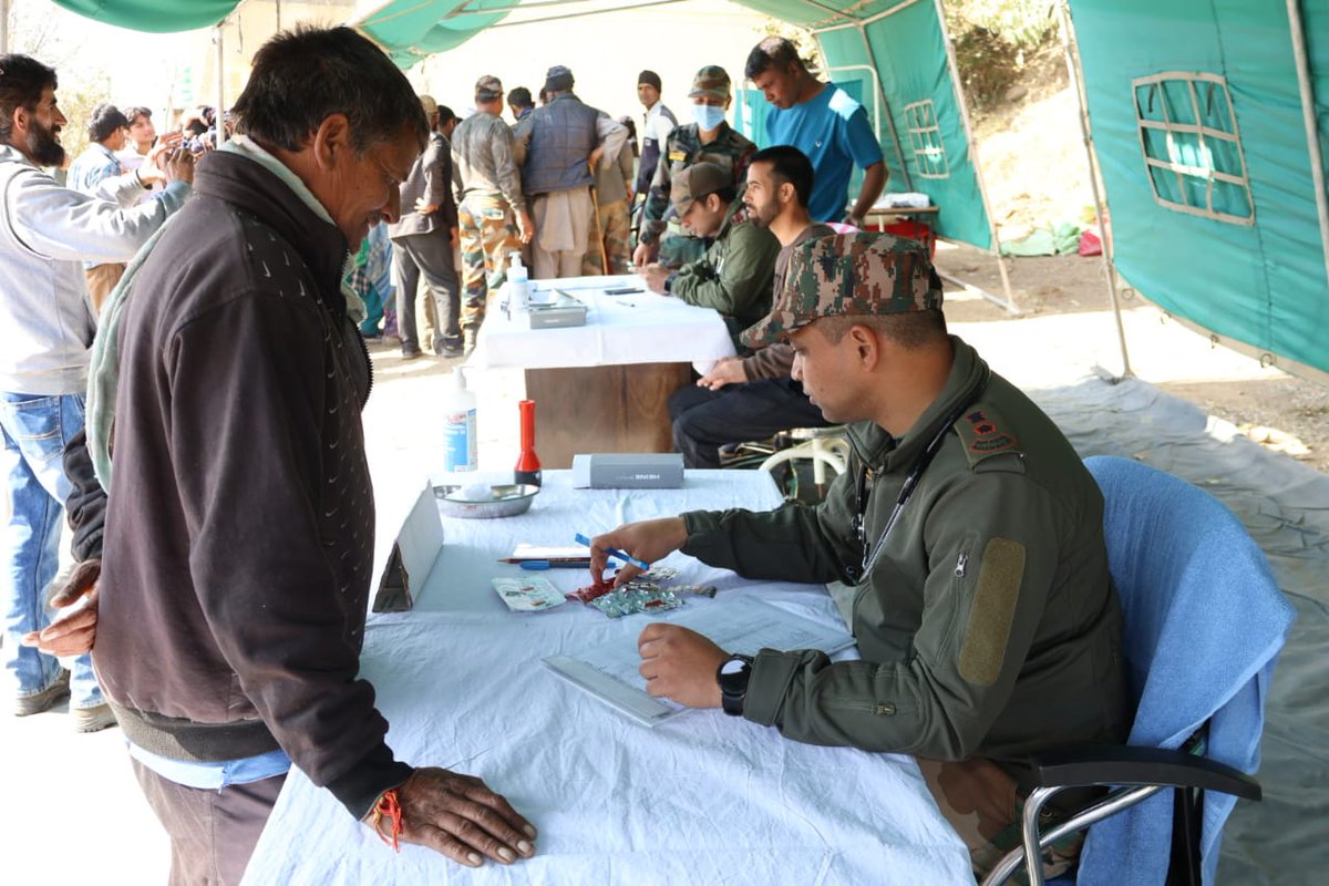official_dgar's tweet photo. ASSAM RIFLES CONDUCTS MEDICAL AND VETERINARY CAMP IN JAMMU & KASHMIR
As part of its continued commitment towards the welfare and development of remote communities, #AssamRifles organised a Medical and Veterinary Camp at Village Khankot, District Doda, Jammu & Kashmir. The initiative aimed to extend essential medical and veterinary assistance to residents of far-flung areas with limited access to healthcare facilities. A large number of villagers, including women, children and the elderly, benefited from the camp.

#friendsofthenortheast #sentinelsofnortheast #OperationalReadiness #CommunityFirst #NationFirst #ServiceBeforeSelf #GuardiansOfTheNation

@HMOIndia @adgpi @PIBHomeAffairs